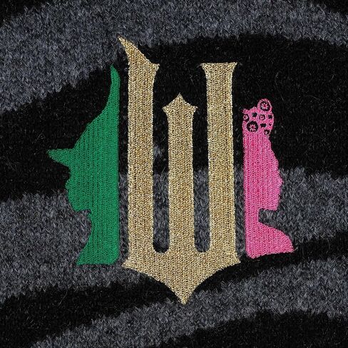 سترة نسائية من Seven Times Six Wicked بأزرار علوية من Elphaba وGlinda Knit in Saudi Arabia