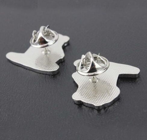 2 حزمة من دبابيس المينا المصنوعة من سبيكة الدب القطبي اللطيفة، مجموعة بروش طية صدر السترة على شكل دب الثلج، شارة حماية البيئة والحيوان، حفظ دبابيس موضوع النهر الجليدي للملابس والحقائب والهدايا in Kuwait