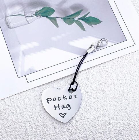 عناق الجيب من السماء، هدية رمزية تذكارية لفقدان شخص ما، التفكير في سلسلة مفاتيح تذكارية مع بطاقة in Kuwait