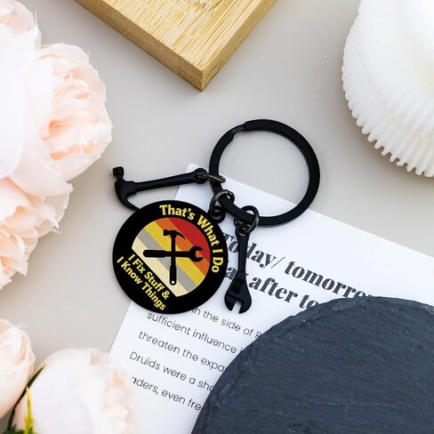 Maintenance Appreciation Gifts Mechanic Gifts for Men Birthday Christmas Father's Day Gift for Mechanics Engineer Handyman Carpenter Dad Grandpa - I Fix Stuff and I Know Things Keychain in Saudi Arabia