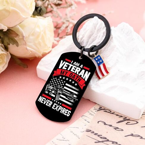 Vietnam Veteran Gifts for Men Veterans Day Decorations Army Gifts for Men American Flag Keychain Appreciation Retirement Military Appreciation Gift Patriotic Keyring For Veterans in Kuwait