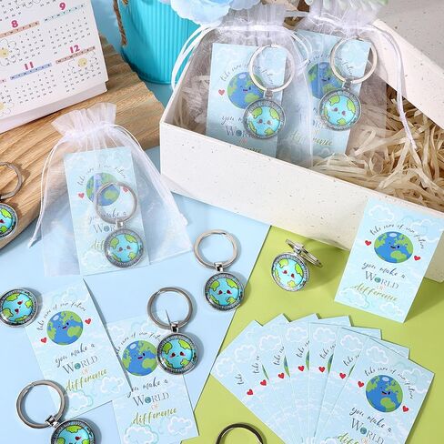 60 قطعة من هدايا حفلات يوم الأرض - 30 سلسلة مفاتيح ليوم الأرض - 30 بطاقة شكر - 30 حقيبة أورجانزا - إكسسوارات إنقاذ الكوكب - ستصنع عالمًا من الاختلاف - 2025 الوعي الأخضر للأطفال والنساء والرجال in Kuwait