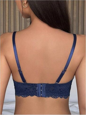 حمالة صدر نسائية من SweatyRocks بفيونكة دانتيل على شكل زهور وحزام سباغيتي براليت مريحة لاسلكية in Saudi Arabia