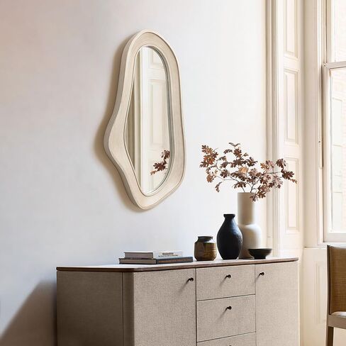 مرآة حائط غير متناظرة من LuxenHome لمدخل الحمام في غرفة المعيشة، مرآة زينة عصرية كبيرة مؤطرة من الخشب الصلب مثبتة على الحائط، منحوتات معلقة لديكور المنزل والمكتب in Kuwait