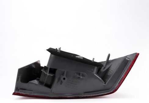 For 2003-2005 Honda Civic Rear Tail Light Passenger Side Assembly Unit HO2801153 4dr For Sedan; quarter panel mounted-replaces 33501-S5B-A01 in Kuwait