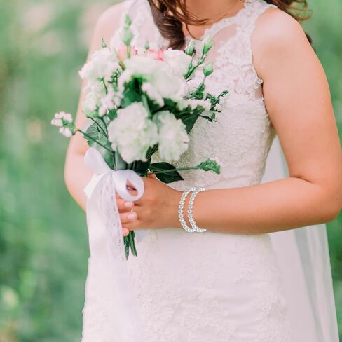 50Pcs Pearl Bracelets for Women,6mm Faux Pearl Bracelets Set,Stretch Pearl Bracelet Bridal Stackable Fake Pearls Bead Bracelets for Bridesmaid Party Gifts Wedding in Kuwait