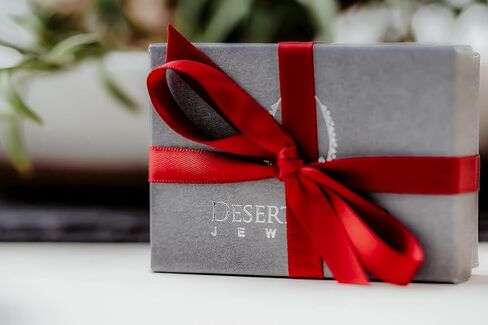 Lucky Horseshoe Necklace Hammered 18 inch chain length in Kuwait