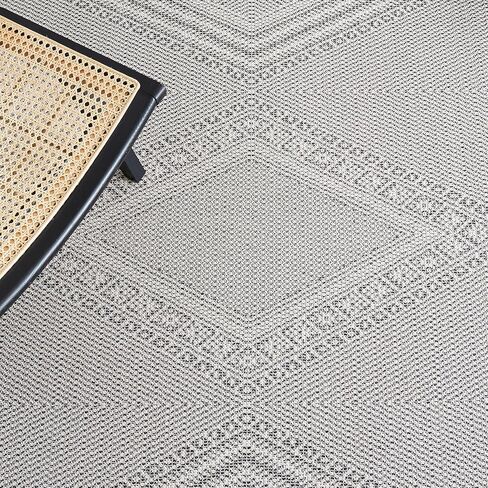SAFAVIEH Augustine Collection Runner Rug - 2' x 9', Ivory & Black, Cotton Design, Easy Care, Ideal for High Traffic Areas in Living Room, Bedroom (AGT502Z) in Saudi Arabia