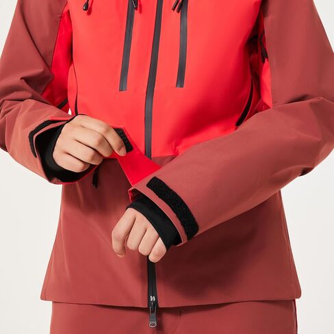 Oakley Womens Kendall Recycled Shell Jacket, Hibiscus Red/Rosewood, Small in Saudi Arabia