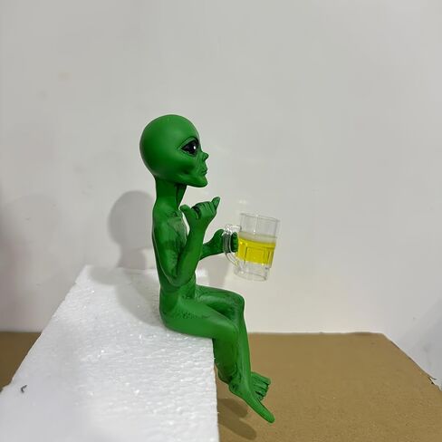 Alien Invasion ‘Party Alien' Male Hang Loose Beer Drinking Ledge Lounger Funny Home or Garden Statue (Green) in Saudi Arabia