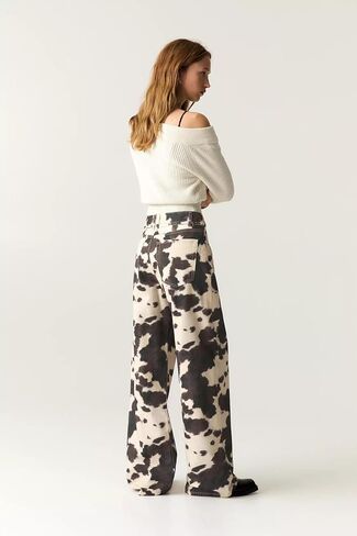 heyheyshine Cow Print Pants for Men Women Wide Leg Jeans Y2K Straps with Drawstring Streetwear Baggy Trouser with Pockets in Saudi Arabia