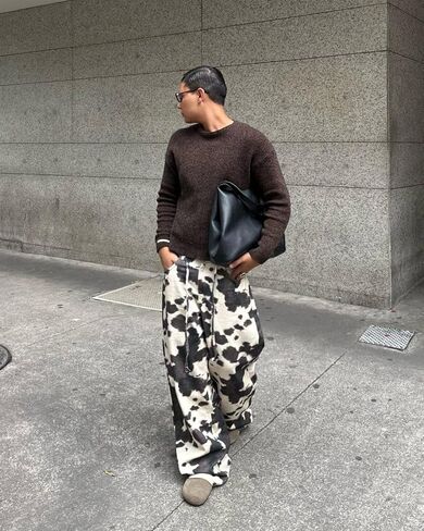 heyheyshine Cow Print Pants for Men Women Wide Leg Jeans Y2K Straps with Drawstring Streetwear Baggy Trouser with Pockets in Saudi Arabia