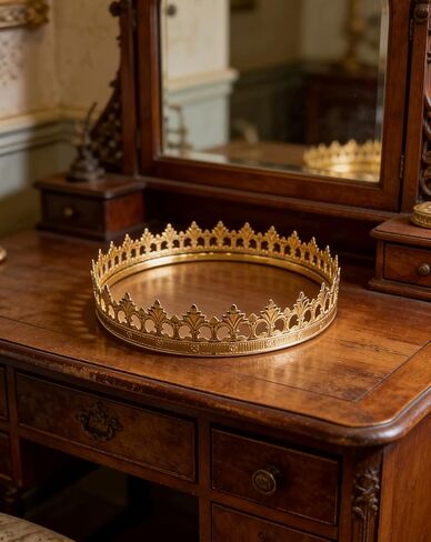 Crown - Made of metal, suitable for various occasions and for both male and female role-playing activities in Saudi Arabia