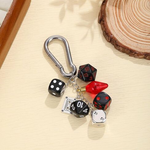 غريب الرعب الرجعية حلقة تسلق المفاتيح النرد الأحمر لمبة كاسيت الشريط المعلقات مخيف الرجعية المفاتيح الإكسسوار in Kuwait