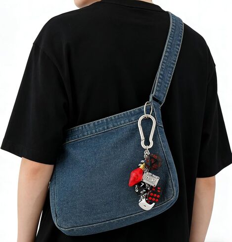 غريب الرعب الرجعية حلقة تسلق المفاتيح النرد الأحمر لمبة كاسيت الشريط المعلقات مخيف الرجعية المفاتيح الإكسسوار in Kuwait