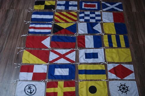 أعلام إشارة القوارب الشراعية البحرية من النحاس نعمة - مجموعة كاملة - البحرية/البحرية/القوارب/اليخوت/حفلات الشاطئ (مجموعة 26 علمًا صغيرة من البوليستر) in Kuwait