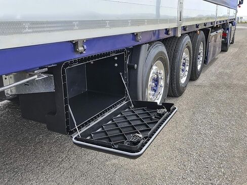 POLY-PLASTIC UNDERBODY TOOL BOX 24"-TRUCK TRAILERS in Saudi Arabia
