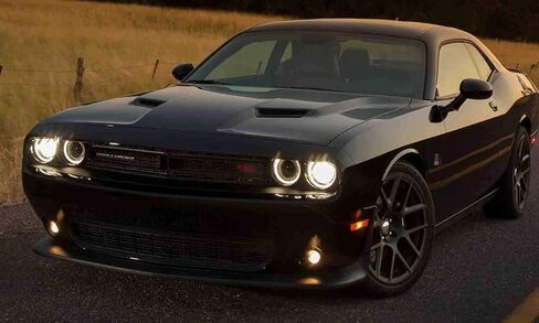 مجموعة مصابيح الضباب ذات العدسات الشفافة من iJDMTOY مع مصابيح هالوجين 9145، وأغطية الإطار، وأسلاك التتابع والتبديل المتوافقة مع دودج تشالنجر 2015-2023 in Kuwait