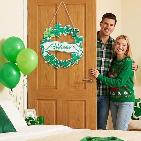أكاليل عيد القديس باتريك للباب الأمامي، إكليل ترحيب من الخشب للباب الأمامي معلق في الهواء الطلق، لافتة باب يوم القديس باتريك ترحيب معلقة لحفلة ديكور المنزل in Kuwait