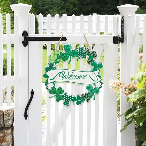 أكاليل عيد القديس باتريك للباب الأمامي، إكليل ترحيب من الخشب للباب الأمامي معلق في الهواء الطلق، لافتة باب يوم القديس باتريك ترحيب معلقة لحفلة ديكور المنزل in Kuwait