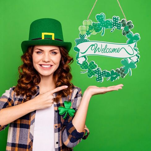 أكاليل عيد القديس باتريك للباب الأمامي، إكليل ترحيب من الخشب للباب الأمامي معلق في الهواء الطلق، لافتة باب يوم القديس باتريك ترحيب معلقة لحفلة ديكور المنزل in Kuwait