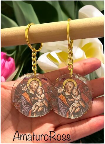 St. Joseph keyrings, St Joseph keychain, St. Joseph resin keychain, catholic gift, religious gift, Saint Joseph keychain, llavero St Jose, regalo catolico in Saudi Arabia