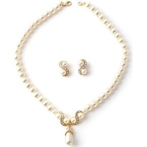 Topwholesalejewel Gold Cream Pearl Chain and Crystal Rhinestone Necklace With Dangle Pearl Earrings Jewelry Set in Saudi Arabia