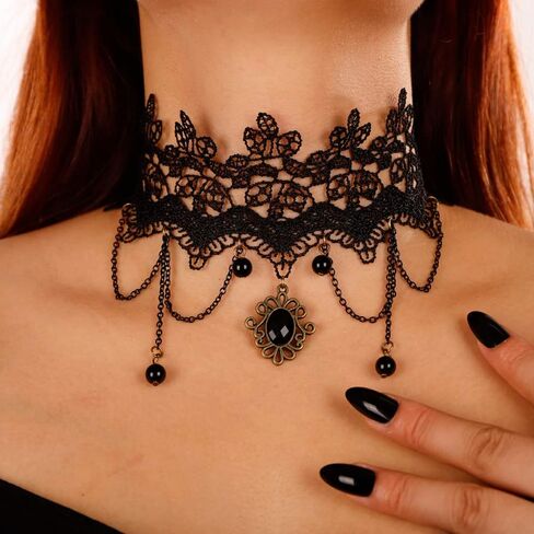 Missgrace Punk Vintage Black Lace Shiny Choker Necklace for Women Chunky Short Necklace Black Chain Necklace for Women in Saudi Arabia