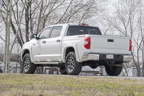 مجموعة رفع التسوية 3 بوصة من Rough Country لسيارة Toyota Tundra 2WD 2007-2021 - 87001 in Saudi Arabia