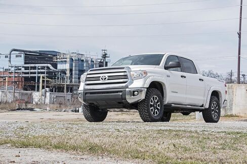 مجموعة رفع التسوية 3 بوصة من Rough Country لسيارة Toyota Tundra 2WD 2007-2021 - 87001 in Saudi Arabia
