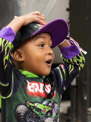 قبعة بيسبول Monster Jam Grave Digger قابلة للتعديل مقاس واحد باللون الأرجواني/الأسود للأطفال الصغار in Saudi Arabia
