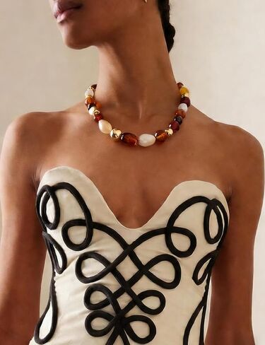 Boho Brown Beads Choker Necklace for Women Trendy Irregular Resin Necklaces Rainbow Bead Choker Neckalce Jewelry in Kuwait