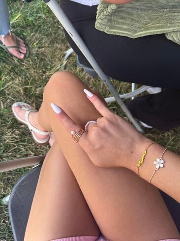 Gold Adjustable Cubic Zirconia Flower Drawstring Bracelet - Crystal Diamond Floral Hand Chain Jewelry for Women | Luxurious Adjustable Flower Bracelet for Date Nights, Valentine's Gifts & Daily Wear in Kuwait