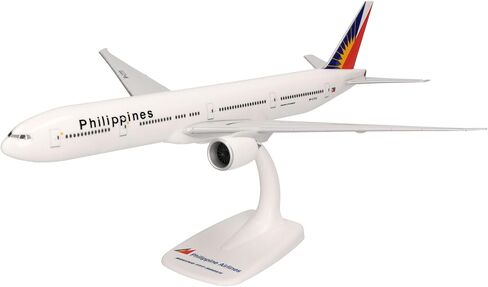 Herpa Snap-fit Airplane Model Boeing 777-300ER Air New Zealand on Scale of 1:200, Plastic Miniature with pedastal, Model Building, Collectors Edition in Kuwait