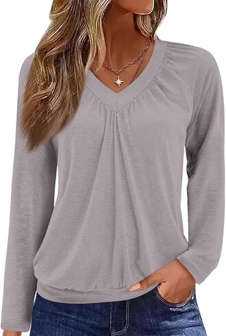 قمصان طويلة الأكمام للنساء بياقة على شكل V وطيات صدر حساسة بلوزات متينة ملابس الربيع والصيف 2026 in Kuwait