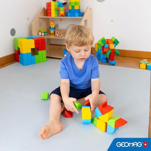 مجموعة الكتل المغناطيسية Geomag MagiCube المكونة من 24 قطعة للأطفال الصغار والأطفال من سن 1 إلى 5 سنوات | لعبة تعليمية سويسرية الصنع مصنوعة من البلاستيك المعاد تدويره بنسبة 100% | اللعب الإبداعي للتعليم المبكر in Kuwait
