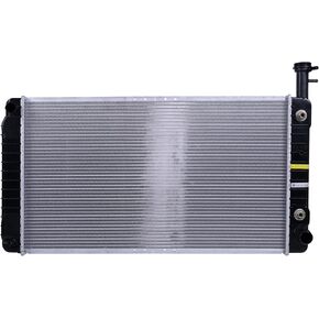 Radiator | Compatible with Chevrolet/GMC Express Savana 1500 2004-2013 2500 2004-2005 5.3L V8 | KLI2792 in Kuwait