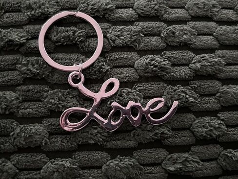 Silver Love Key Chain, 2.2 inches, Carrie Bradshaw Keychain, Louise Movie Keyring, Fan Gift, Costume Accessory, Everyday Use in Kuwait