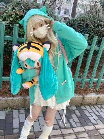 سويت شيرت نسائي بغطاء للرأس بتصميم Kawaii Cat Ear برسومات الرسوم المتحركة كبيرة الحجم، بلوفر بأكمام طويلة وجمالي باستيل قوطي in Kuwait