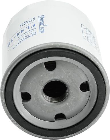 New 2PCS Engine Oil Filters 40318591 For LS Tractor XG3100 XR3100 XR4100 XU6100 XU6158 XU6168 MT230E MT235E in Kuwait