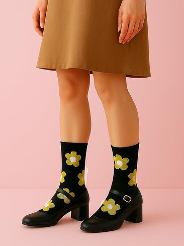 6 Pairs Cute Women Cotton Crew Socks Flower Design Patterned Casual Cotton Crew Socks for Sports and Daily Wear in Saudi Arabia