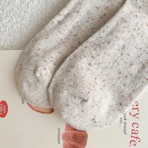 Bear Crew Socks 5 Pairs Female Cute Bear Embroidered Cotton Crew Socks Female Cute Mid-tube Socks Warm and Soft in Kuwait