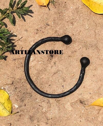 ARTIZANSTORE Bracelet in Saudi Arabia