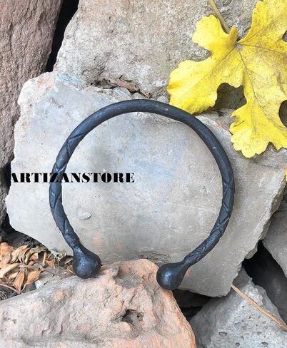 ARTIZANSTORE Bracelet in Saudi Arabia
