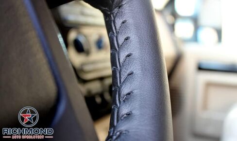 Rirchmond Auto Upholstery - غطاء عجلة القيادة جلدي متوافق مع 2005-2009 Chevy Trailblazer LT LS، أسود in Kuwait