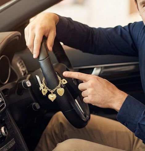 MORWLAT Steering Wheel Charm, Steering Wheel Accessory with Gold Heart Charm, Star Chain Car Interior Hanging Decor Rearview Mirror Car Rosary for Automotive Protection Charm Decor in Kuwait