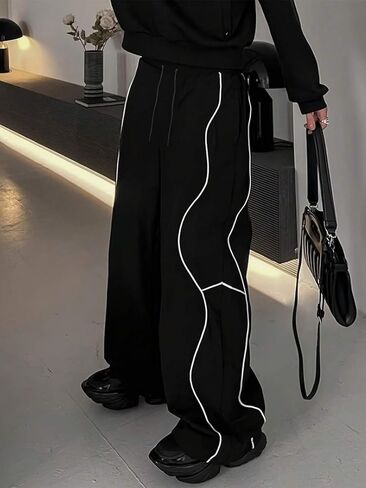 Men's Aesthetic Contrast Stitch Straight Leg Trousers, Casual Graphic Line Bottoms Urban Tech Baggy Pants, Black in Saudi Arabia