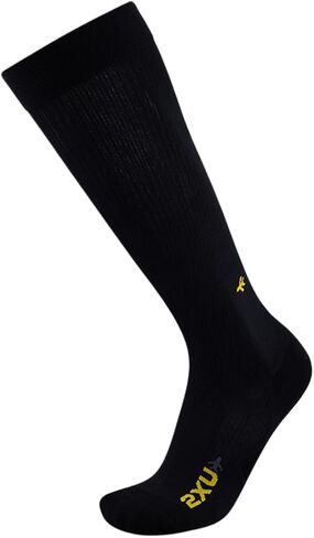 2XU Flight Compression Socks in Kuwait