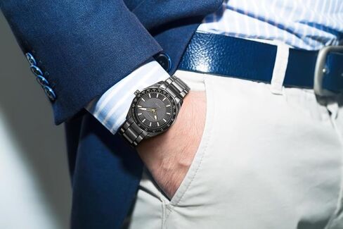 Perry Ellis Solar Men’s Watch – Round Gunmetal Dial and Alloy Band, Water-Resistant Analog in Saudi Arabia