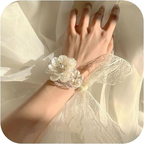 Long tiantian Corsage Wristlet Bracelet for Women Flower Pearl Bridesmaid Bracelet Bridesmaid Gifts for Wedding Day in Saudi Arabia